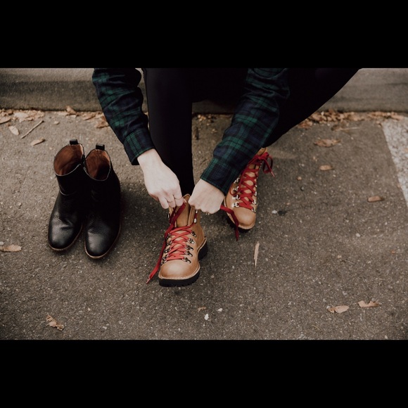 Meet the Posher, Natalie!✨🌈 - Picture 3 of 6