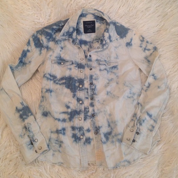 Jean jacket - Picture 1 of 4
