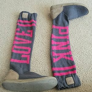 RARE VS PINK Mukluks