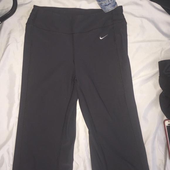 Nike gray Dri fit capris leggings