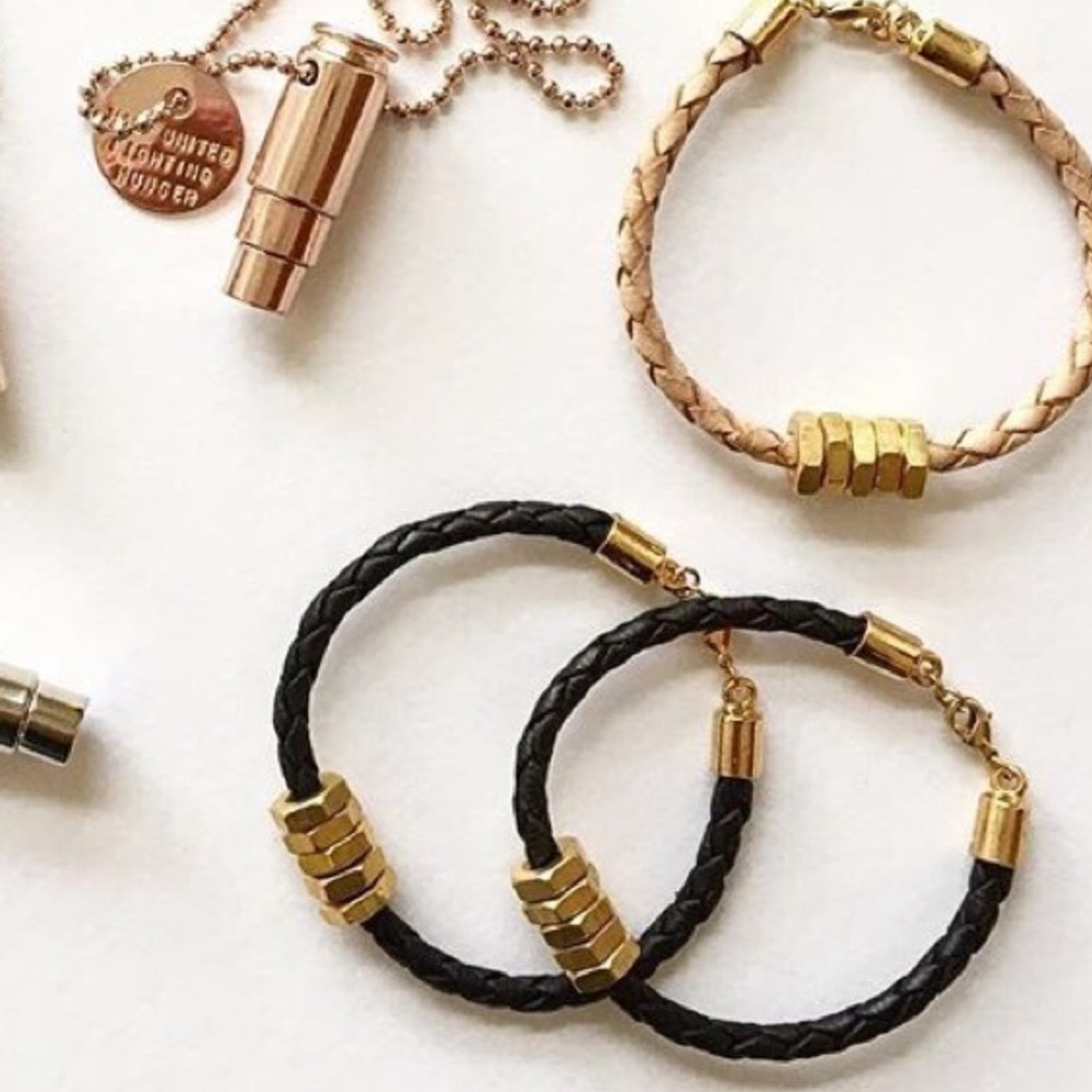 LAST // Honeybee Bracelet - Black - Picture 2 of 6