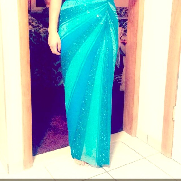 Prom dress! Worn once.. turquoise and blue..