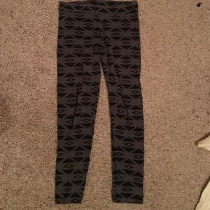 Victoria's Secret leggings.