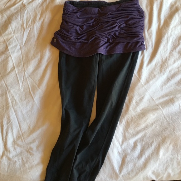 Athleta workout pants with built in skirt