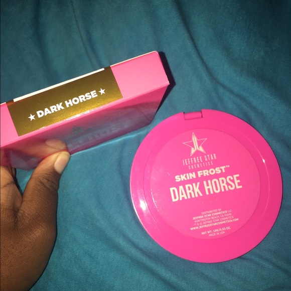 Jeffree Star Dark Horse Skin Frost