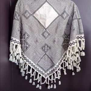 Tory Burch black & white scarf