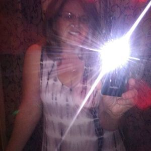 Meet your Posher, Cynthia