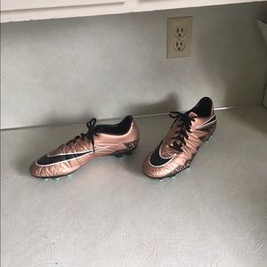Nike womens soccer cleats
