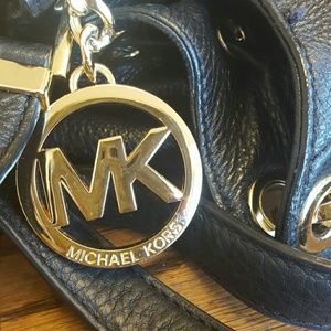 Meet your Posher, Contrina