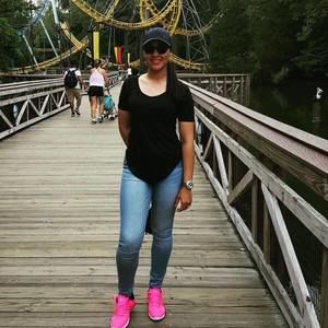 Meet your Posher, Javier