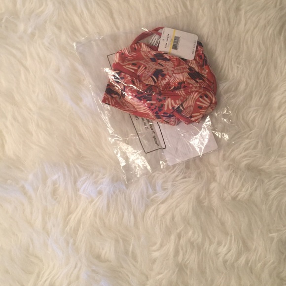 🎉CLOSET CLOSING🎉 FREE PEOPLE BRA - Picture 3 of 3