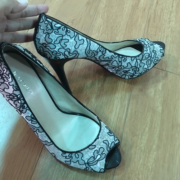 Nine West Shoes - Nine West open toe pumps