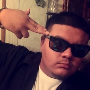 Meet your Posher, Thomas