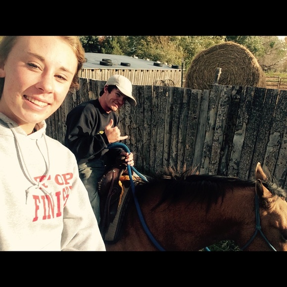 Meet your Posher, Sandy