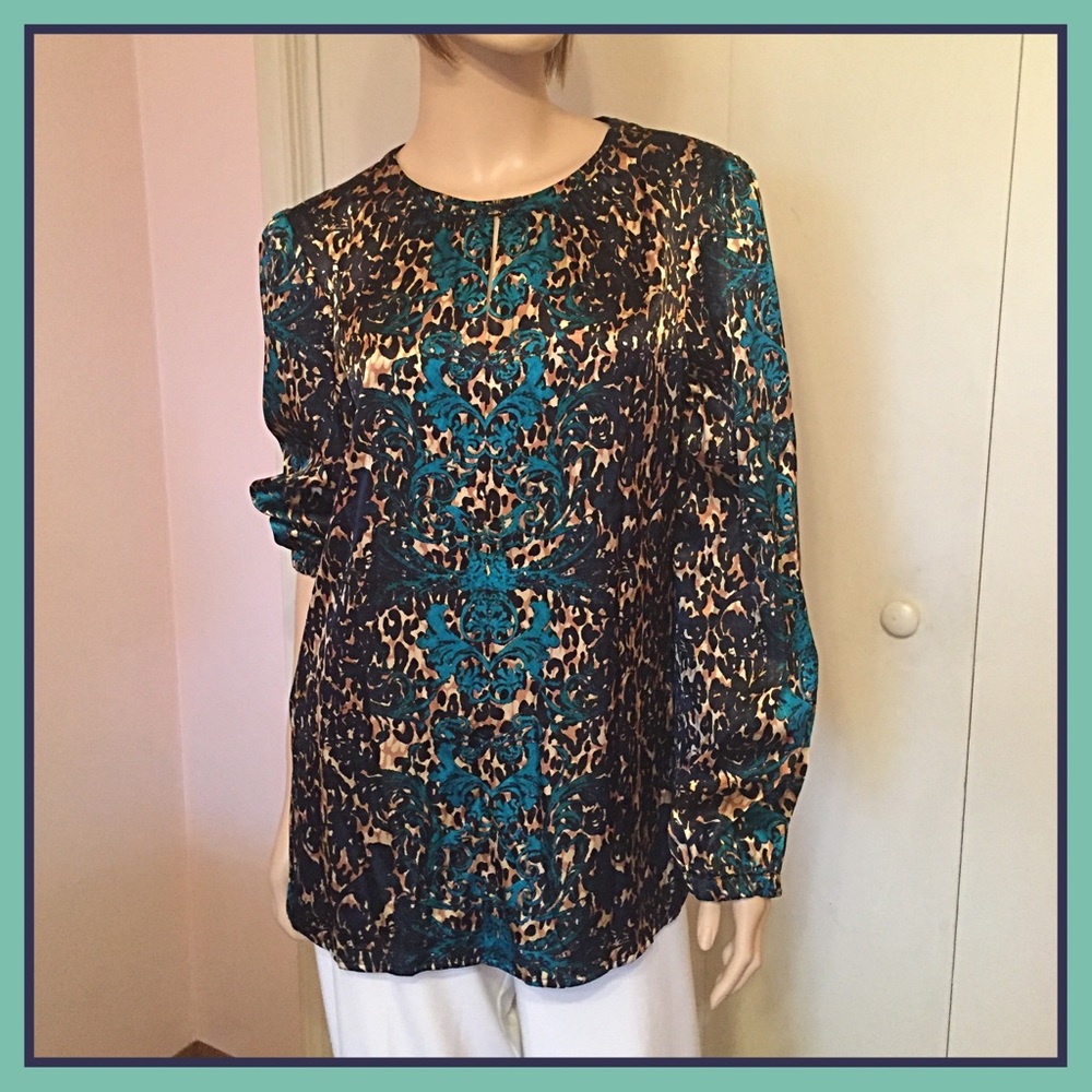 ✅ SALE ✅ Peacock Top