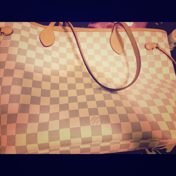 Authentic Louis Vuitton MM Neverfull Add'l Pics