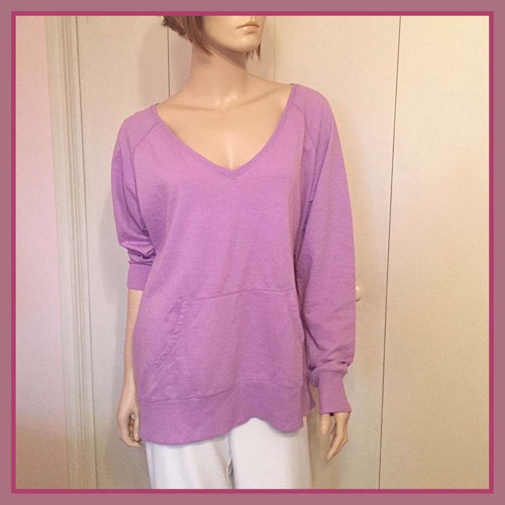 ✅ SALE ✅ Purple Top w/ Pockets