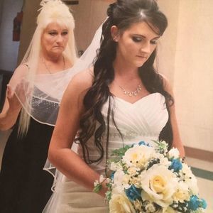 Meet your Posher, Ella