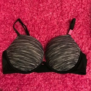Victoria's Secret 36B bra