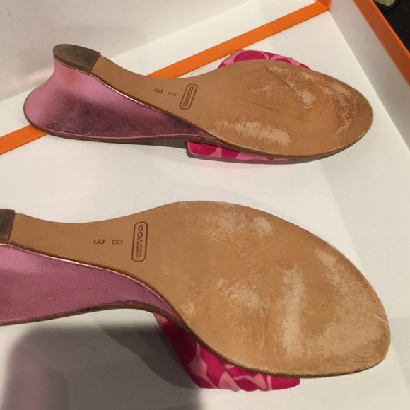 Coach Slides - Picture 3 of 3