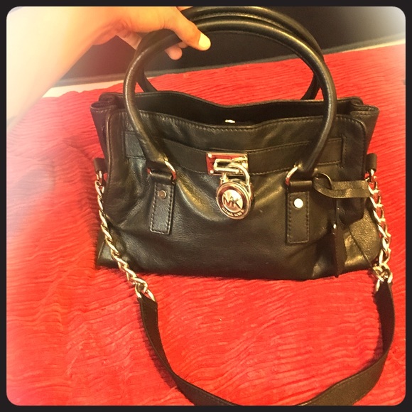 Micheal Kors Purse