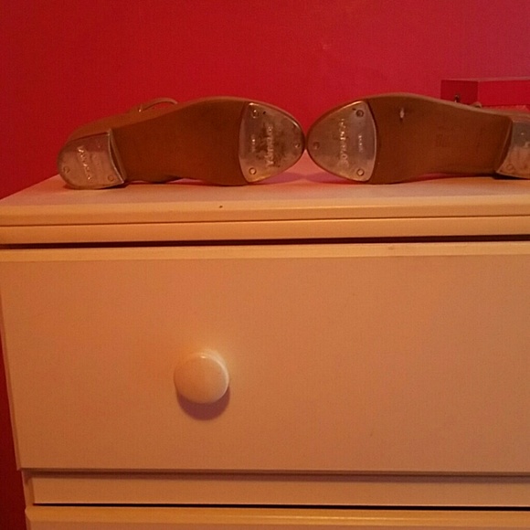 Tap shoes - Picture 2 of 2