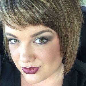 Meet your Posher, Mallory