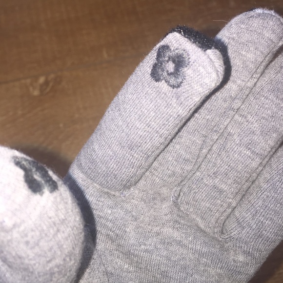 Argyle Fur Lined Gloves - Picture 4 of 4