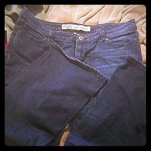 Charlotte Russe bootcut curvy jeans short!