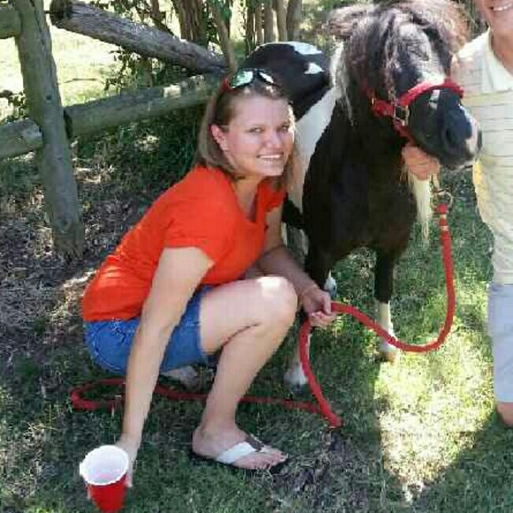 Meet your Posher, Deidra - Picture 1 of 1