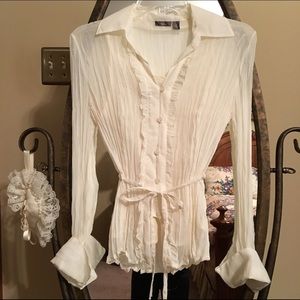 Very pretty two-piece blouse set
