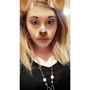 Meet your Posher, Marissa