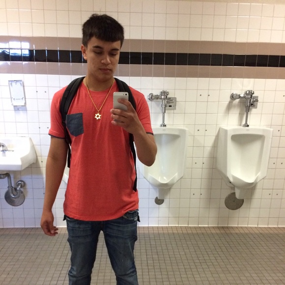 Meet your Posher, Cris