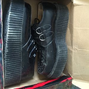 T.U.K creepers