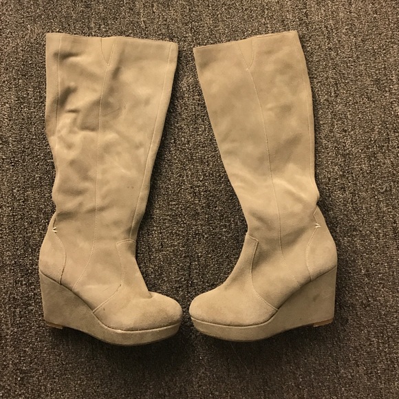 Wedge boots worn once