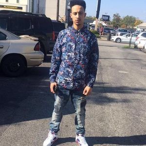 Meet your Posher, Desmond