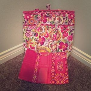 Vera Bradley tote and matching wallet