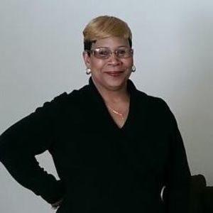 Meet your Posher, Naomi