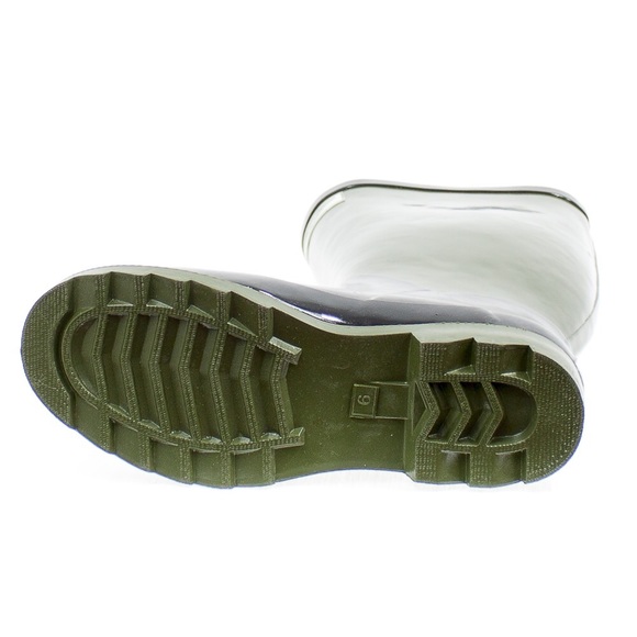 Women's Army Green & Black Rubber Rain Boots - Picture 3 of 3
