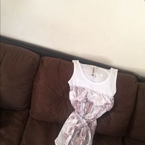 Tank top with waste tie
