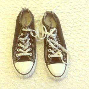 Black Converse size 5 M 7 W