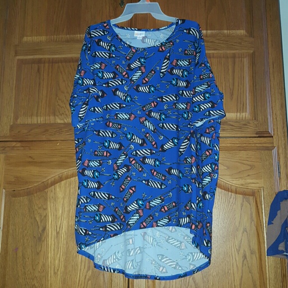 July 4th capsule lularoe irma size Medium