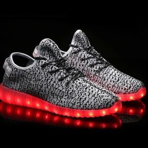 Yeezy Light up shoes in gray/white