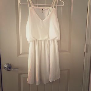 White Tobi short dress