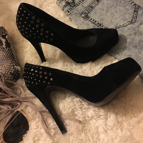 Suede studded detail heel