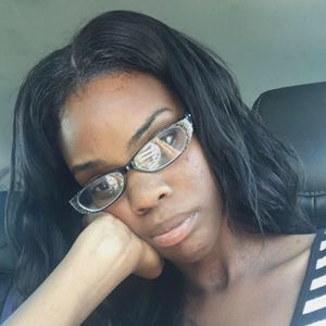 Meet your Posher, Kendra