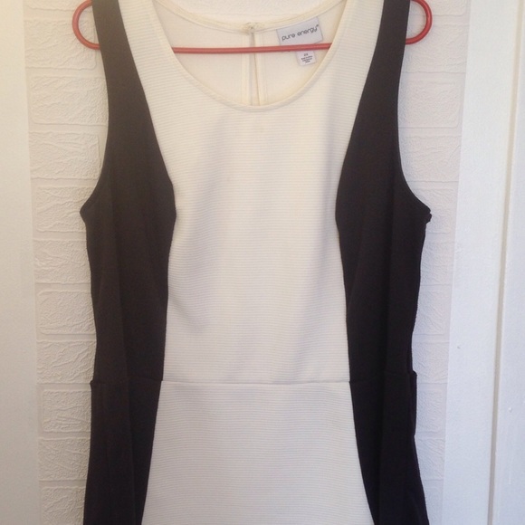 Black and white sleeveless peplum