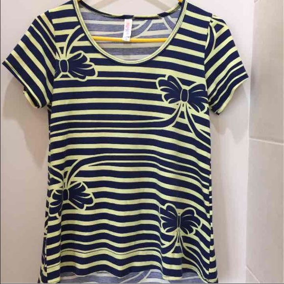 Lularoe Classic tee bows