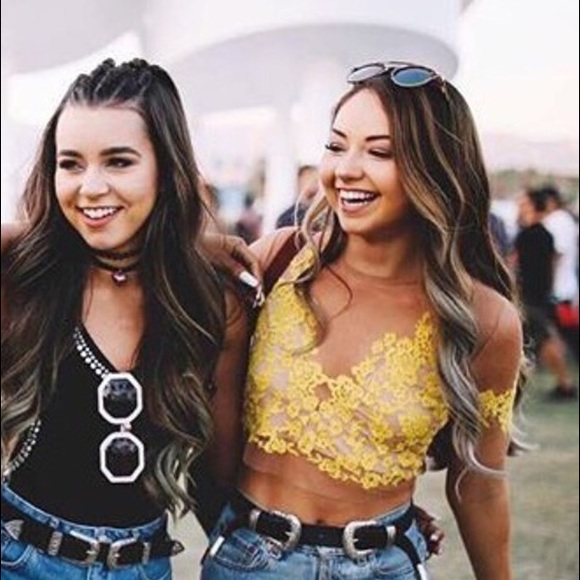 FOR LOVE AND LEMONS YELLOW PRIMROSE LUAU CROP TOP