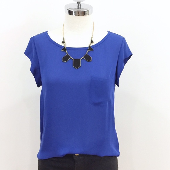 [ joie ] blue silk cap sleeve top with pocket - Picture 2 of 8